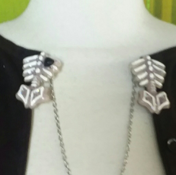 Psychobilly Horror Skeleton Sweater Clips - Picture 4 of 4